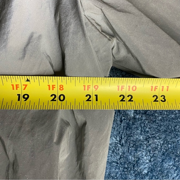 Zoo‎ York Full Zip Jacket Skateboards NYC L Silver w Patches Vintage Streetwear - Picture 13 of 14